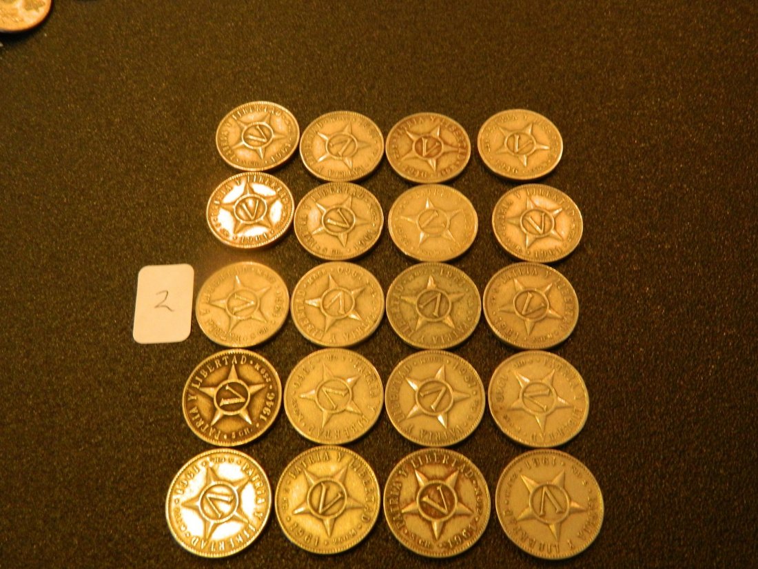 World Coins: 20 Cuban Cinco Centavos 1946, 1961