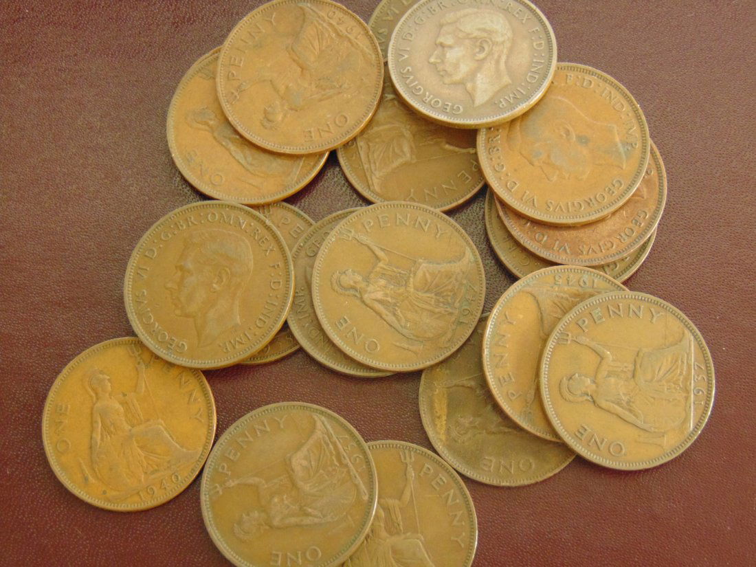 Lot of 20, Great Britian Large Penny, 1930's, 1940's (1 of 1)