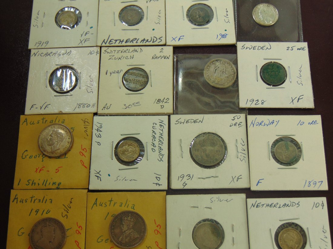 Lot of 16 Silver world Coins; Sweden, Australia, (1 of 3)