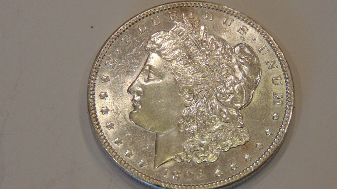 Morgan Silver Dollar 1904 AU (1 of 2)