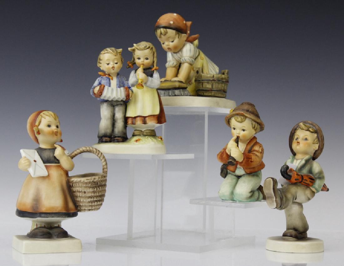 Cute ESTATE Lot of 5 Hummel Porcelain Figurines (1 of 5)