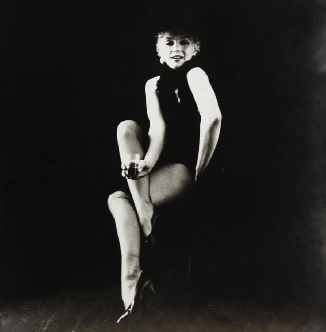 Signed Milton Greene B&W Marilyn Monroe Photograph (1 of 6)