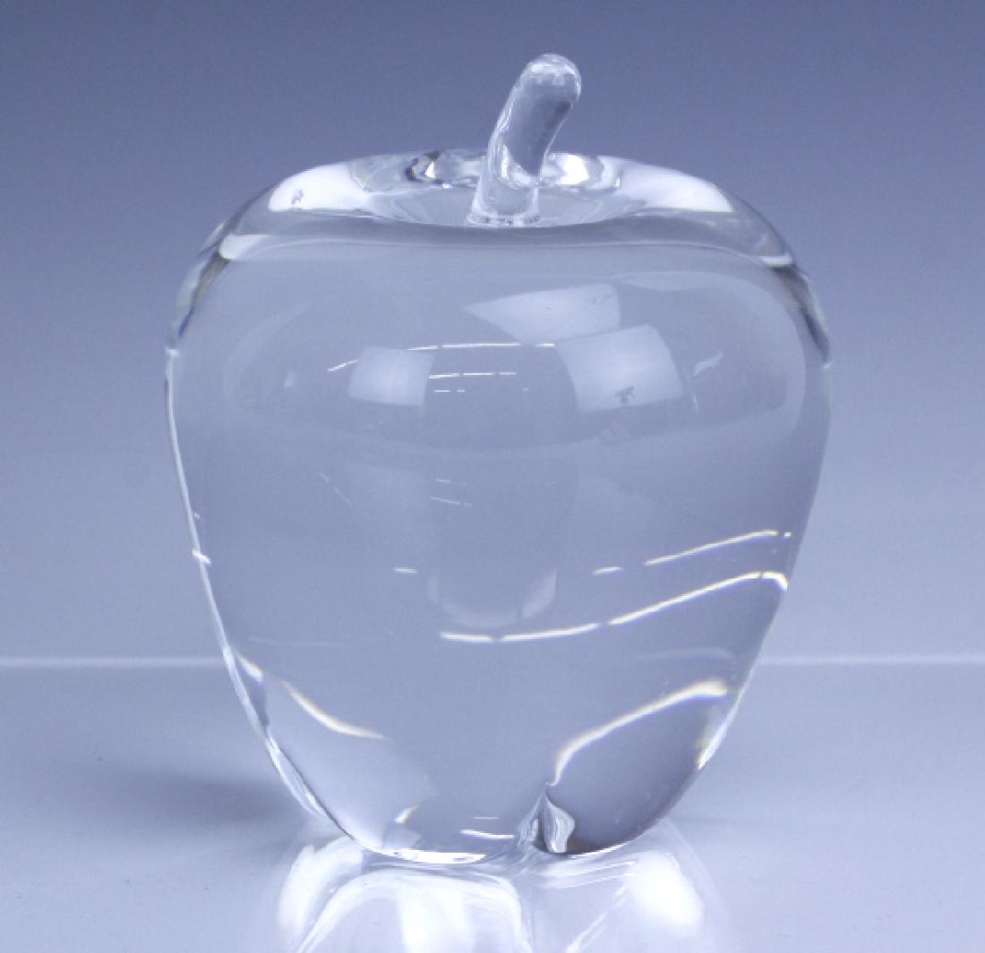 Signed STEUBEN NYC Big Apple Crystal Paperweight (1 of 5)