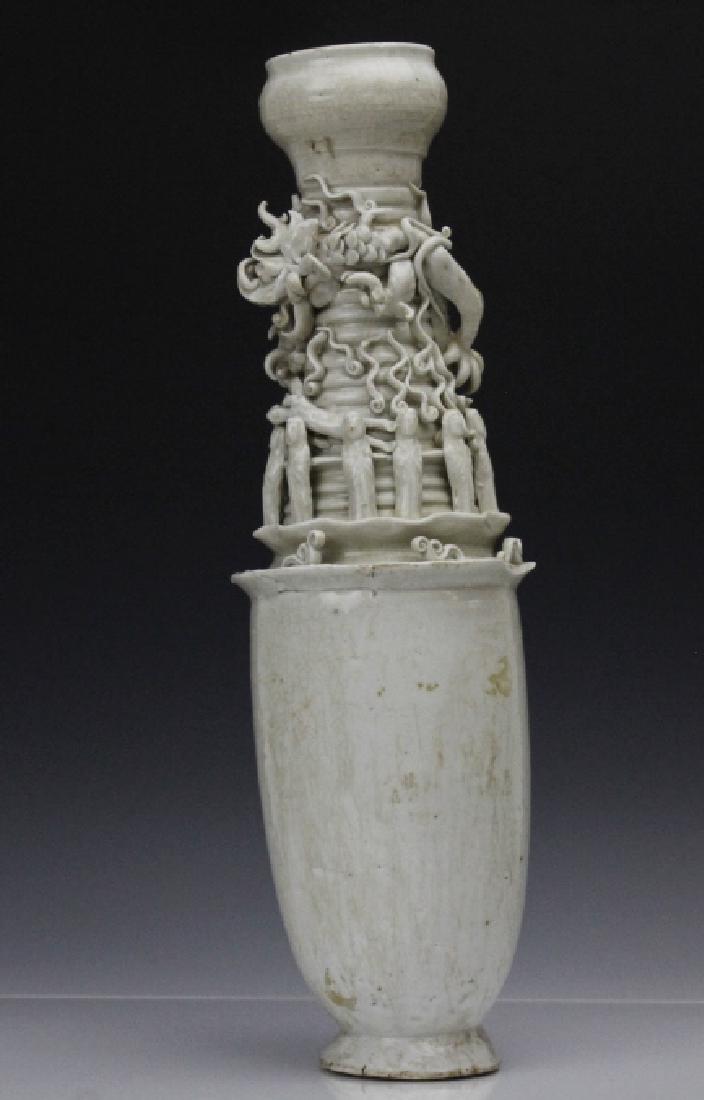 Large Sung Dynasty Raised Dragon Funerary Jar (1 of 10)