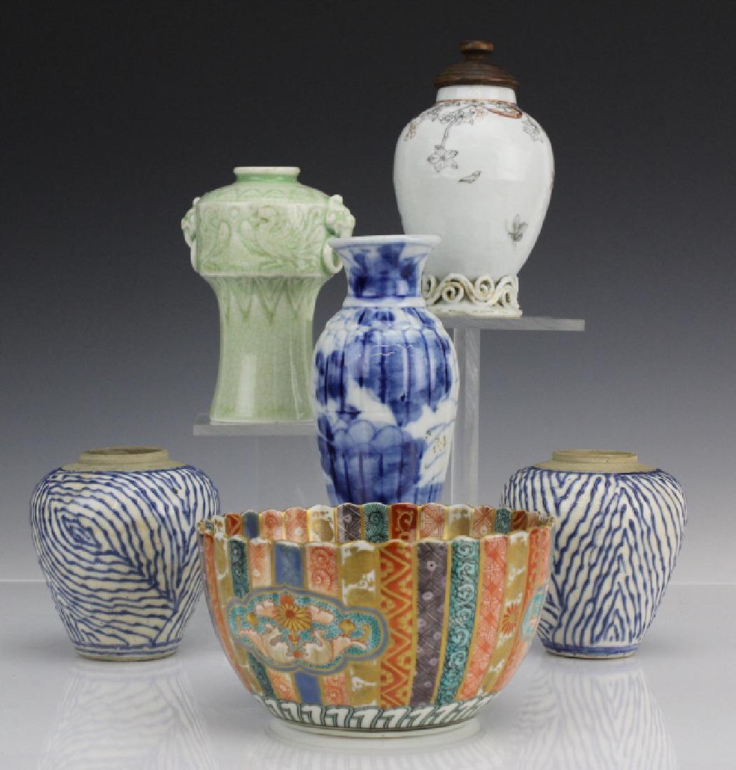 Mixed Lot of Japanese Chinese Export Porcelain (1 of 7)