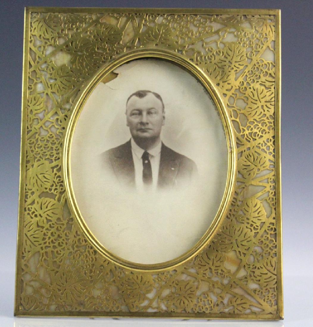 Tiffany Studios Grapevine Art Glass Photo Picture Frame (1 of 10)