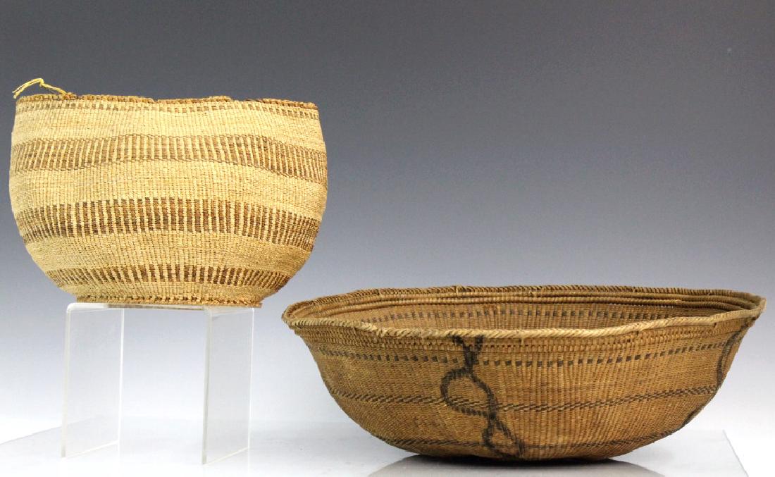 2 Native American California Hupa Baskets (1 of 10)