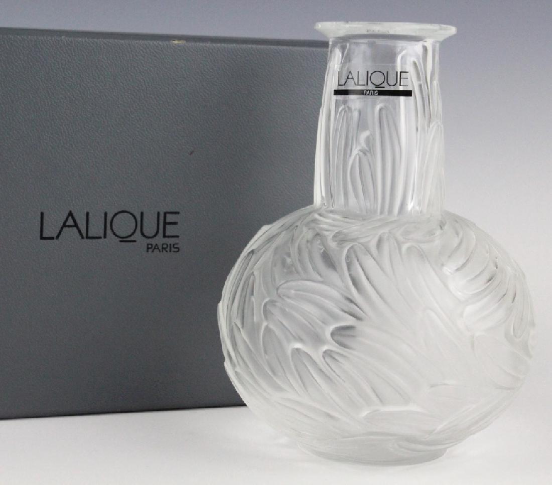 LALIQUE France Plumes Frosted Crystal Bud Vase