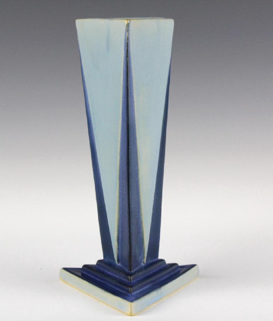 Roseville FUTURA  Little Blue Triangle Vase 383-8 (1 of 9)