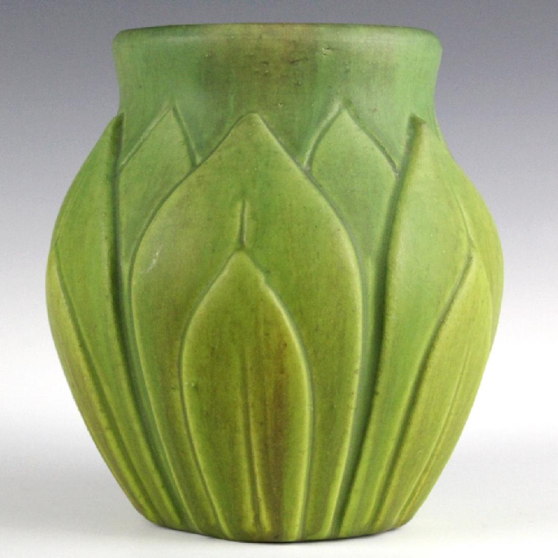 Roseville Art Pottery Early Velmoss Green 6" Vase (1 of 8)