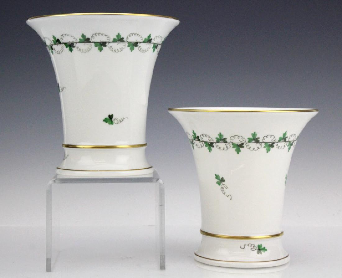 Pair Herend Persil Green 5.75" Porcelain Vases (1 of 6)