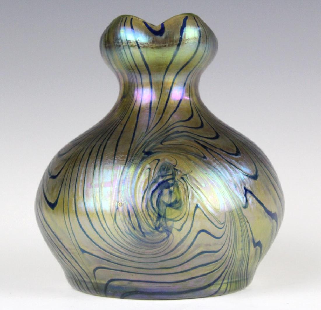 Unsigned Hand Blown Iridescent Art Glass Vase (1 of 8)