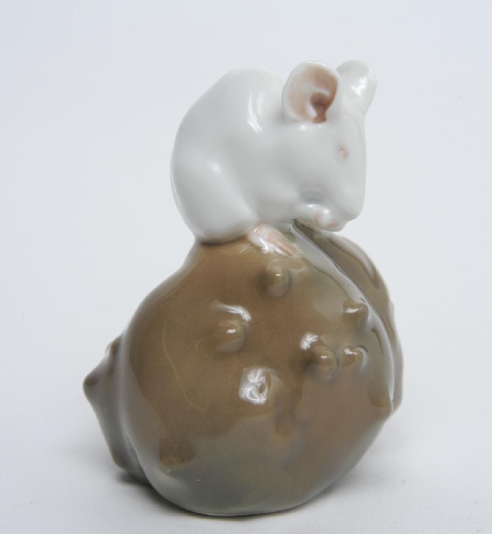 Royal Copenhagen Mouse on Rock Porcelain Figurine (1 of 7)