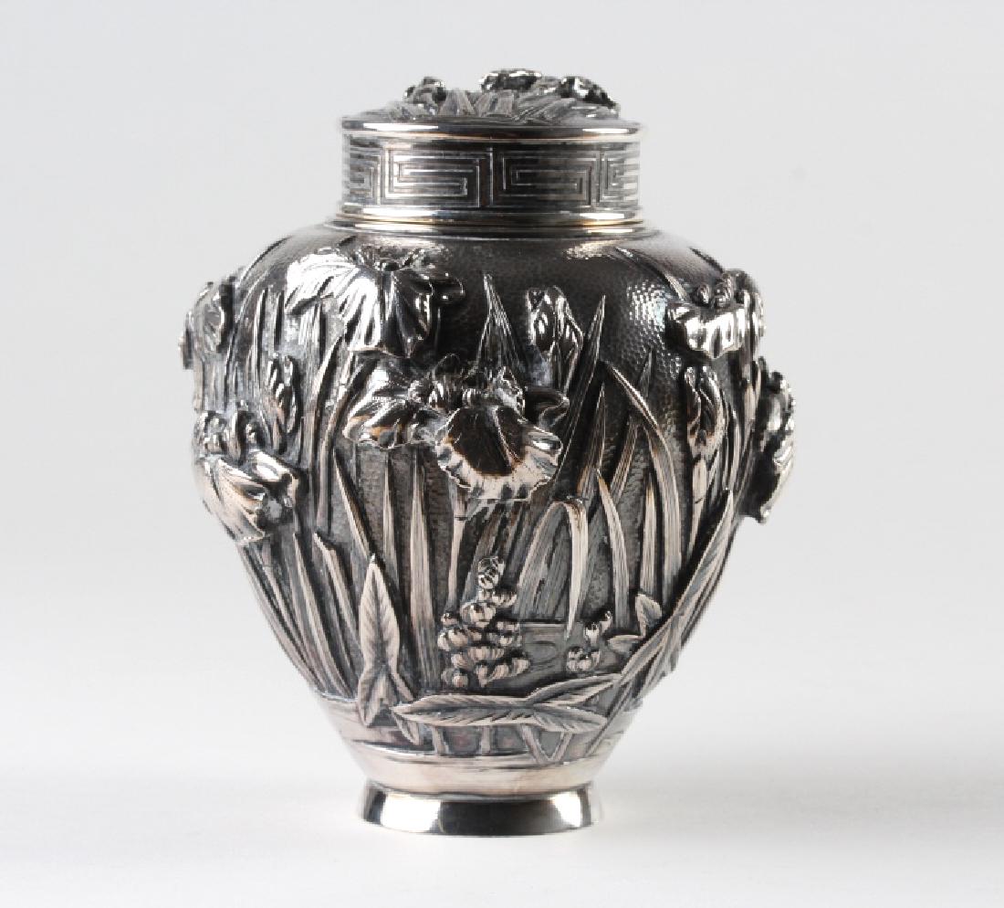 FINE Japanese 950 Silver Repousse Urn Tea Canister (1 of 8)