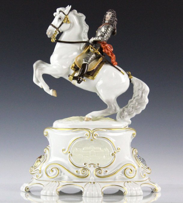 Wein Austria King Charles Horse Porcelain Figurine (1 of 10)
