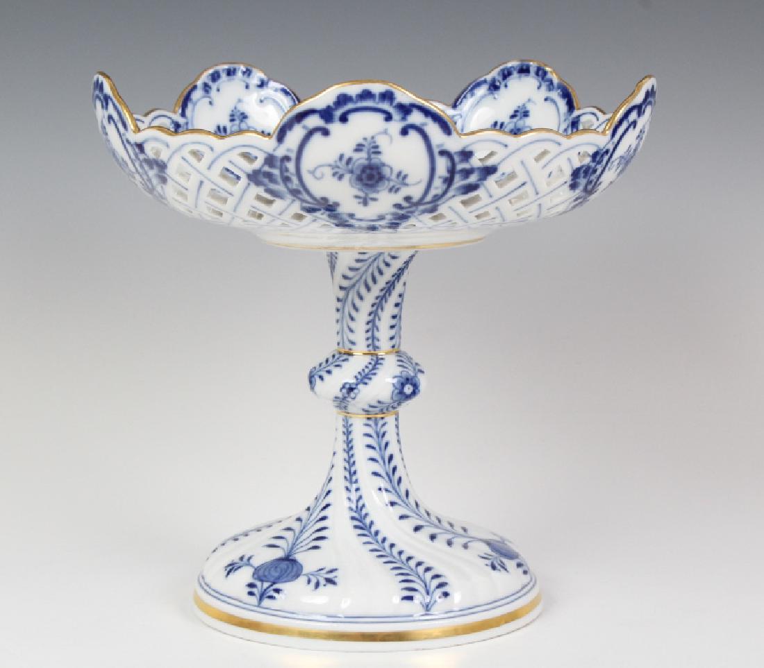 Meissen  Blue Onion Lattice Border Taza Compote (1 of 6)