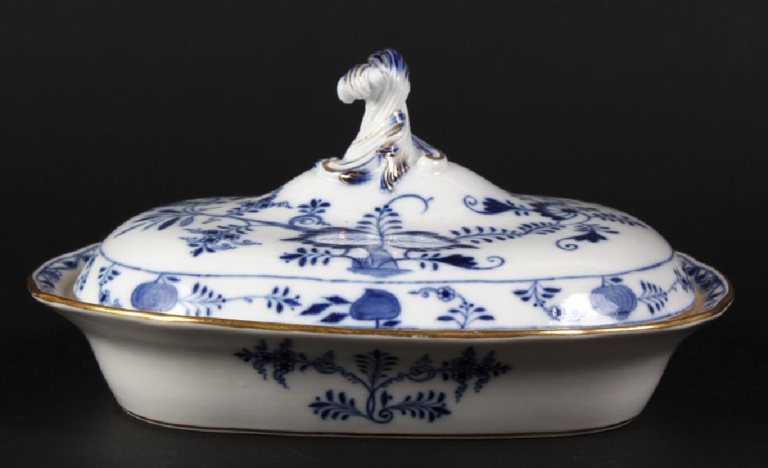 Miessen Blue Onion Porcelain Serving Dish with Lid (1 of 7)