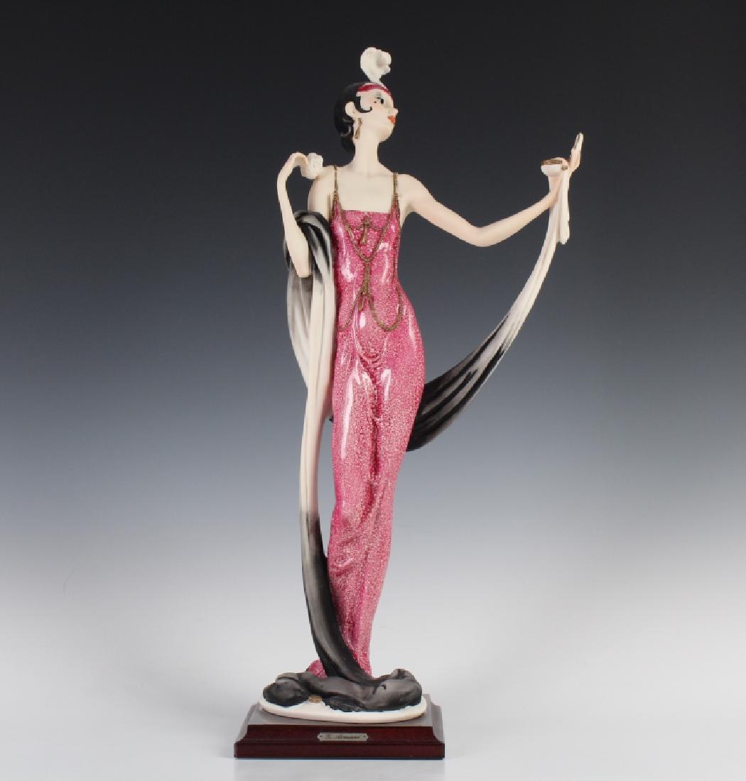 Giuseppe Armani Lady w/ Compact LE Bust Figurine (1 of 8)