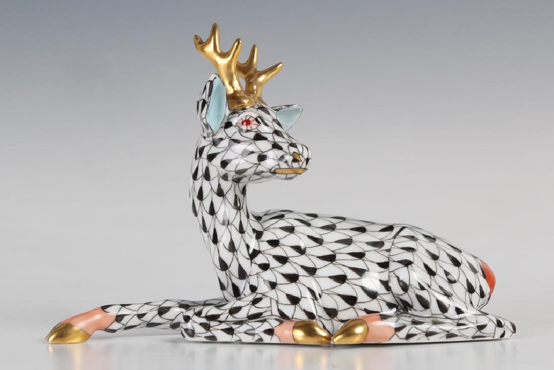 HEREND Black w/ Red ROE BUCK Porcelain Figurine (1 of 5)