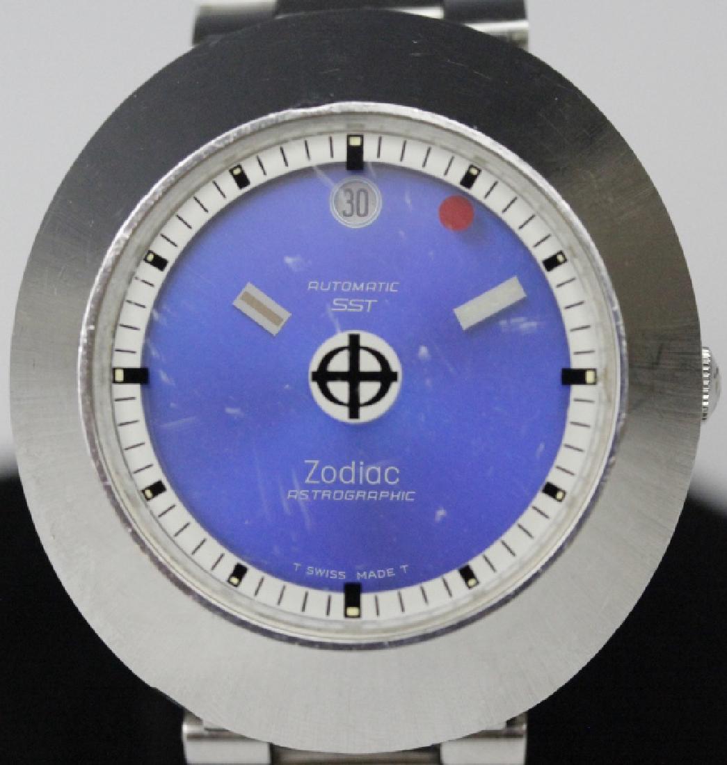 Mens Zodiac Oval Astrographic Mystery Dial Watch (1 of 6)