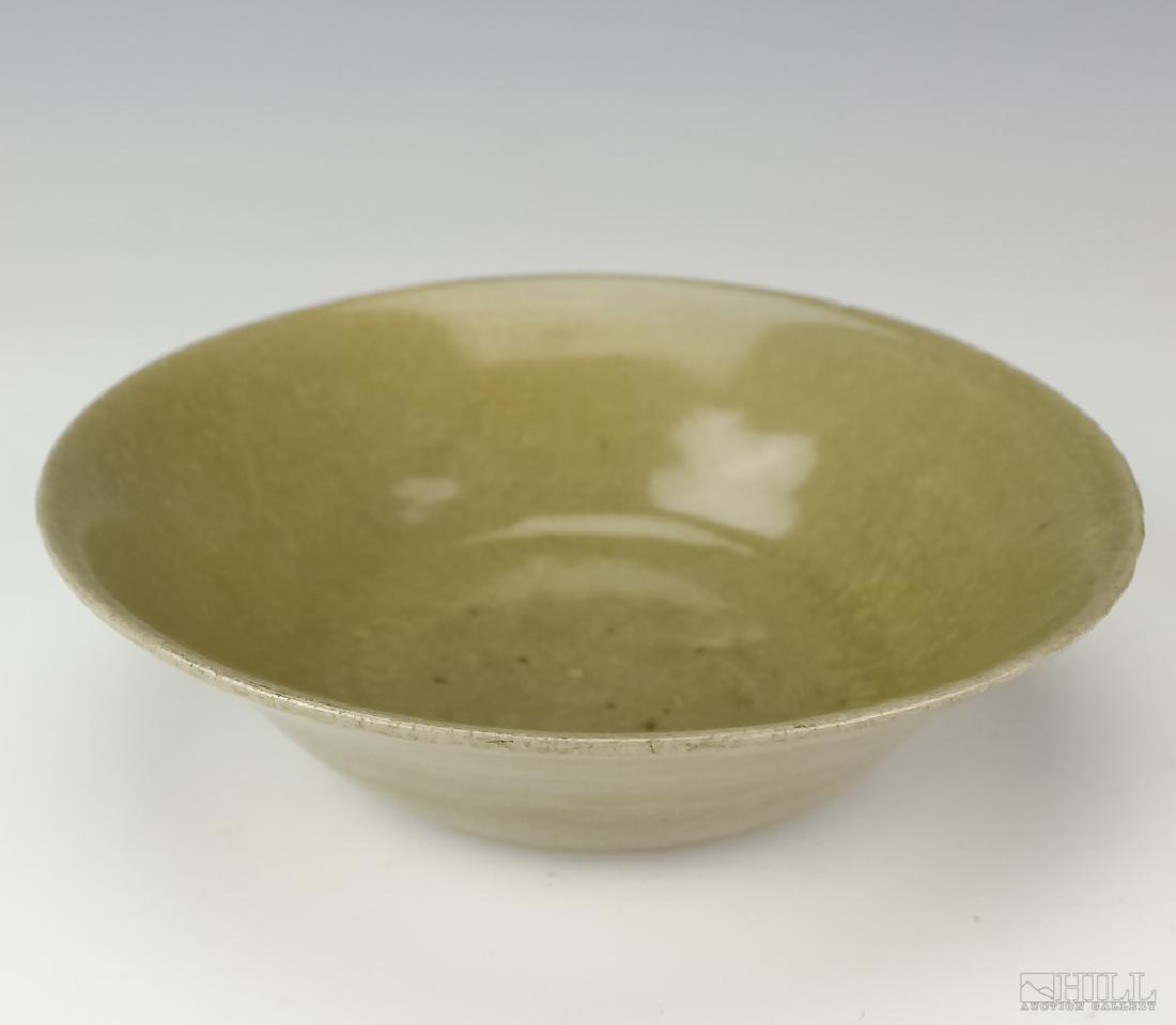 Korean Early Celadon Porcelain Bowl BASS MUSEUM (1 of 4)