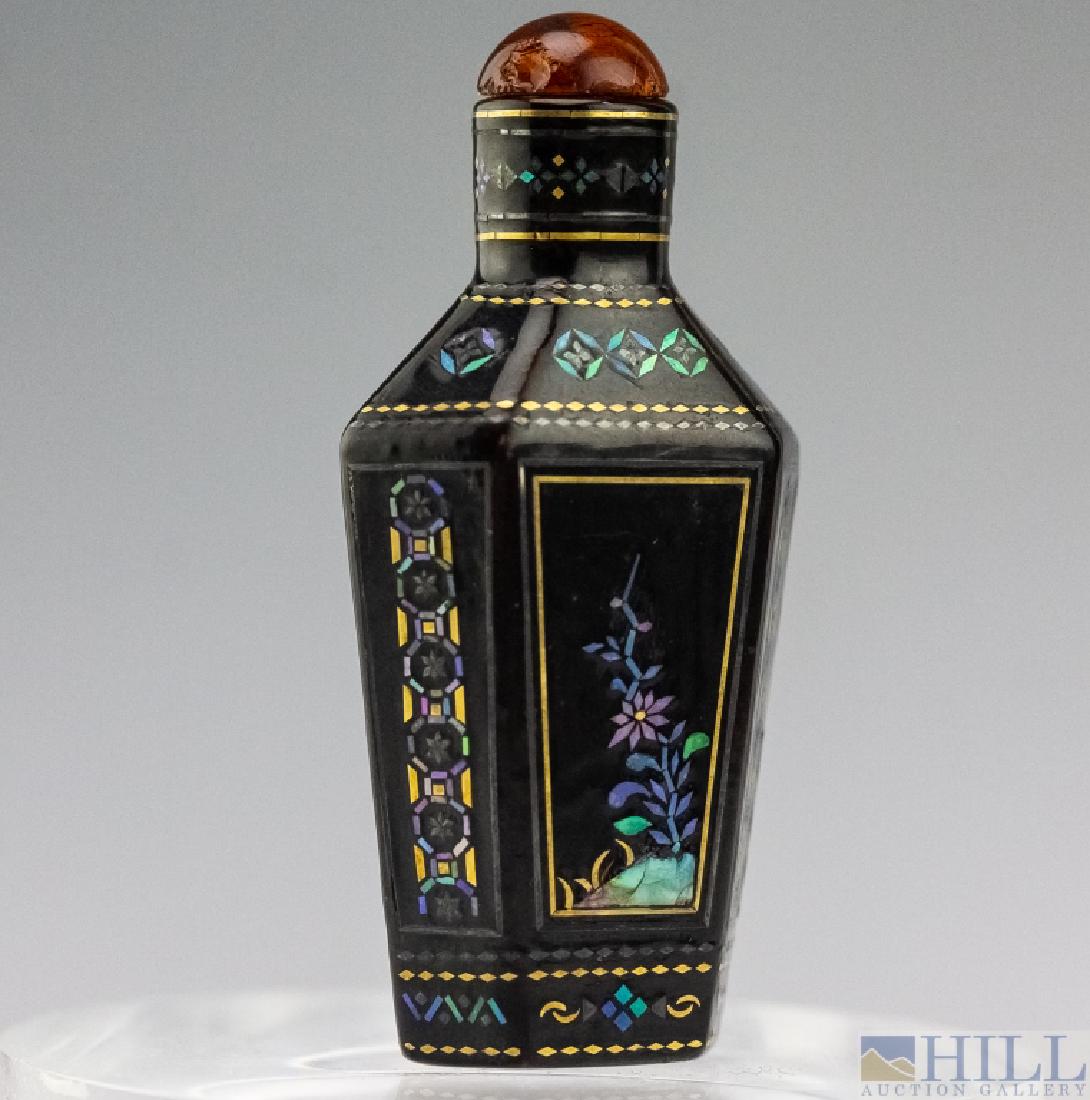 Chinese Black Lacquer Abalone Metal Snuff Bottle (1 of 5)