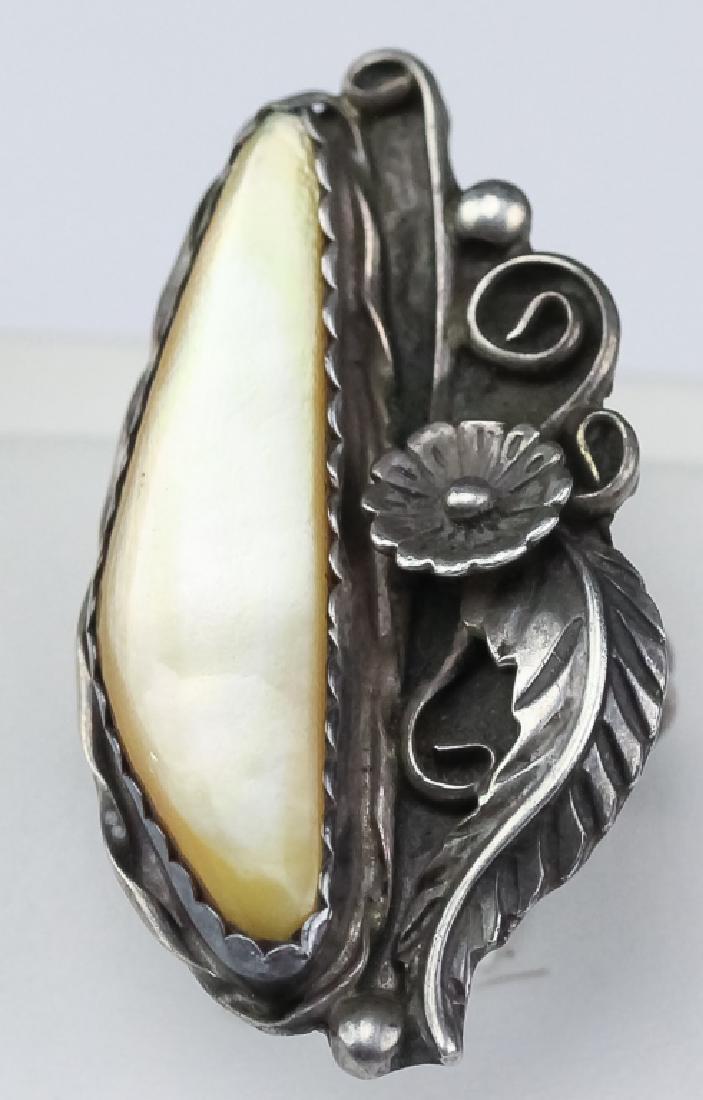 Signed Sisteks Native American Silver Navajo Ring (1 of 6)