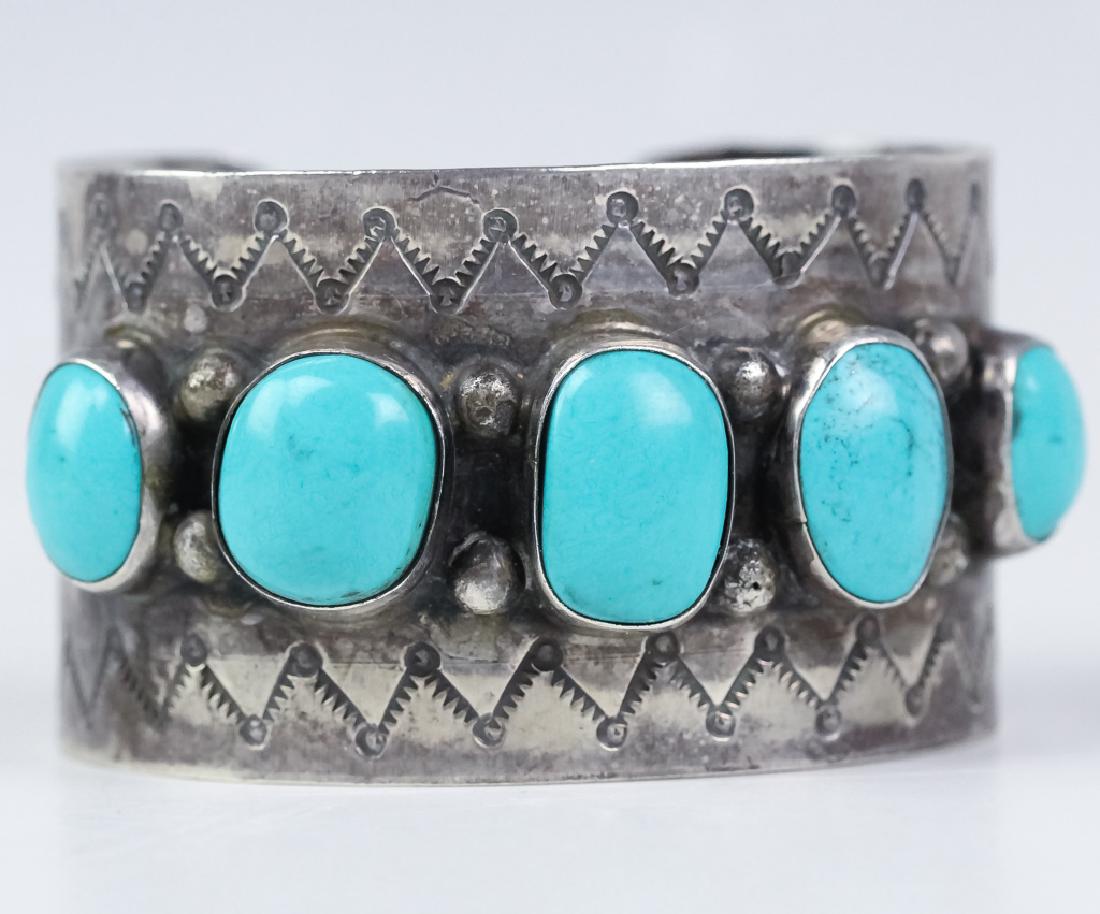 Old Pawn Silver Navajo Indian Turquoise Bracelet (1 of 6)
