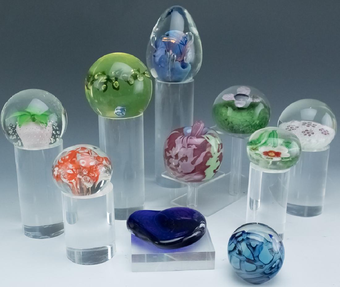 10 Studio Art & Murano Glass Paperweights 5 Signed (1 of 10)