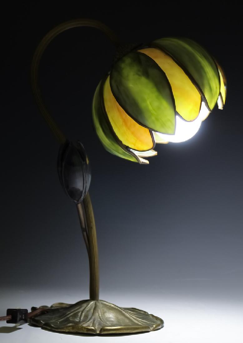 Art Nouveau Bent Slag Glass Water Lily Desk Lamp (1 of 9)