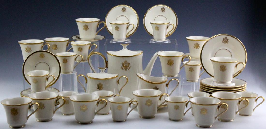 Lenox Congressional Porcelain Tea & Coffee Service (1 of 9)