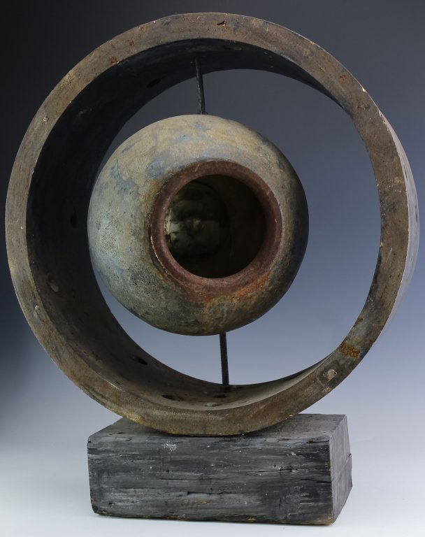 Mystery Artist Modernist Studio Pottery Sculpture (1 of 6)