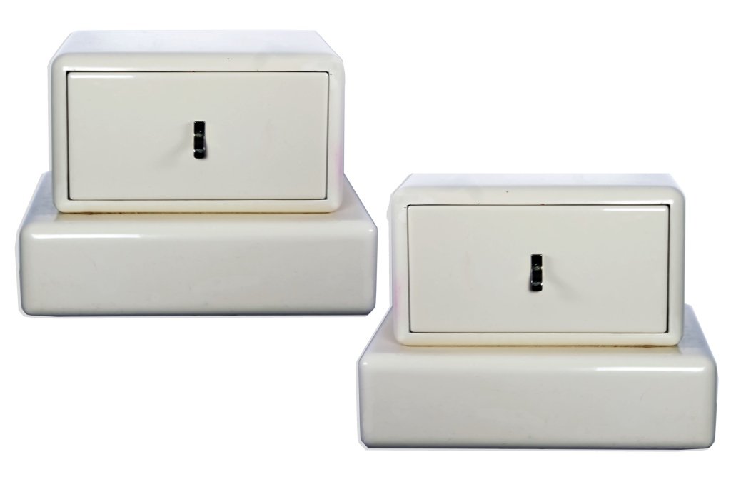 Pair MCM Lacquer Space Age End Tables Night Stands (1 of 6)