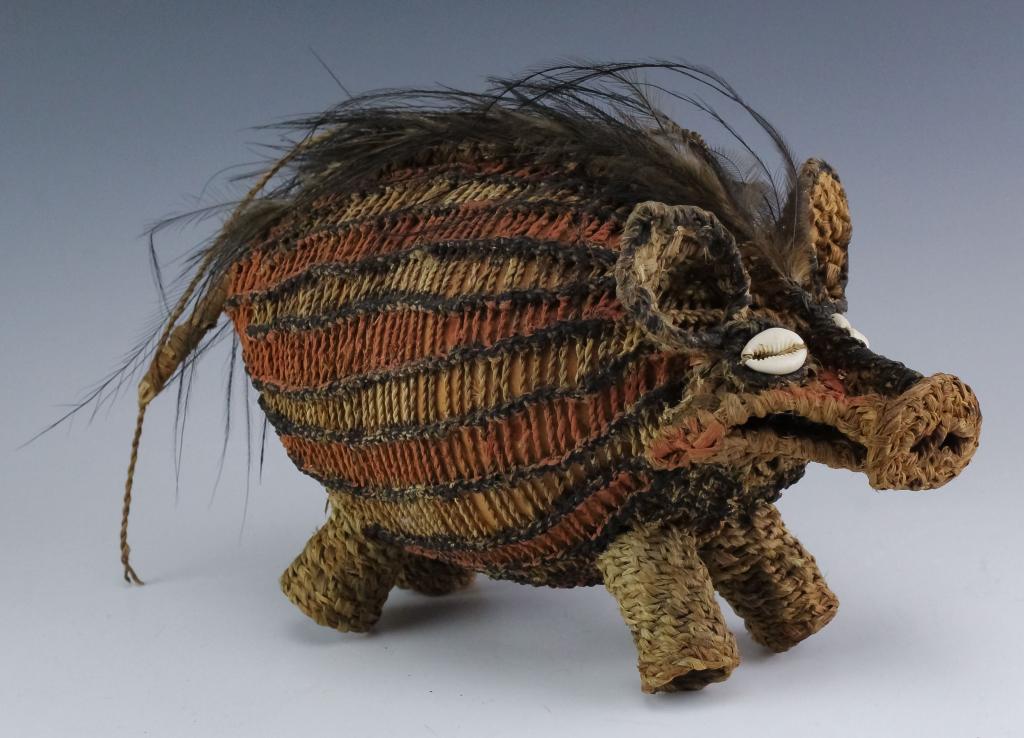 Sepik Papua New Guinea 13" Woven Basket Pig Figure (1 of 5)