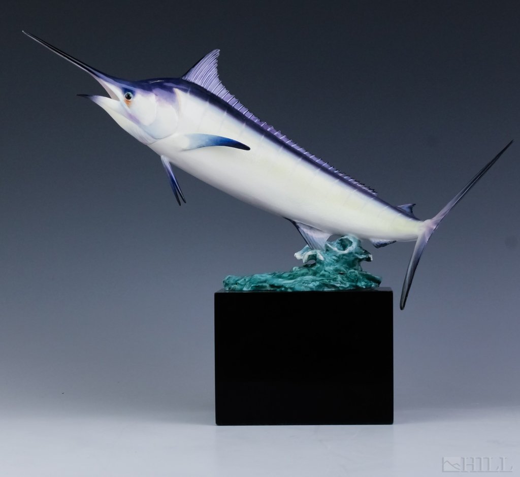 Royal Worcester Porcelain Blue Marlin LE Figurine: Royal Worcester porcelain fish figurine. Features hand painted decoration over the form of a Blue Marlin. Measures 11 1/2" x 15" x 7". Marked on base. Comes with wood stand. Good overall condition wit