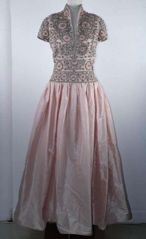 Naeem Khan Pink Silk Beaded Couture Evening Gown (1 of 9)
