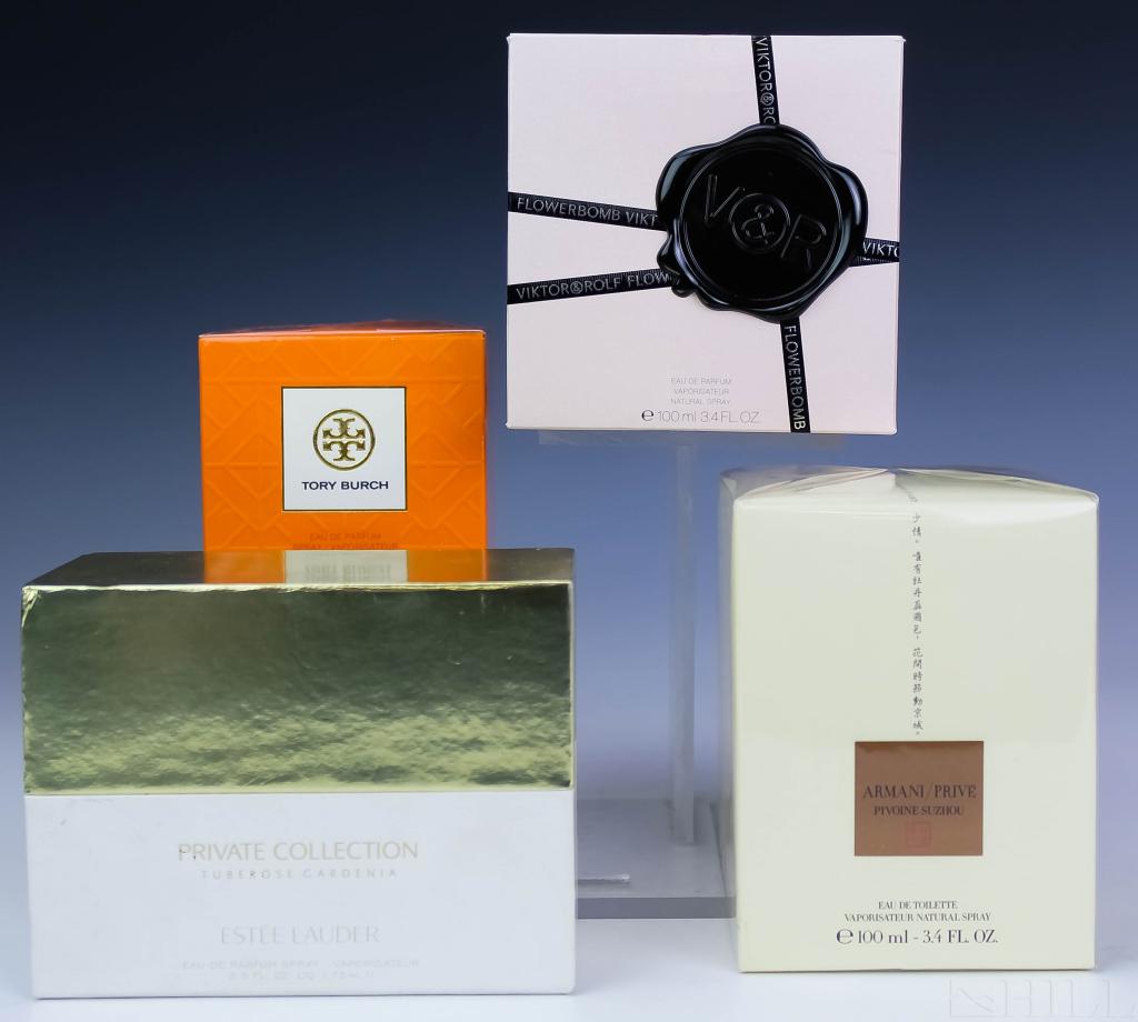 Estate Lot Of 4 Designer Ladies Perfume Scents NIB (1 of 2)