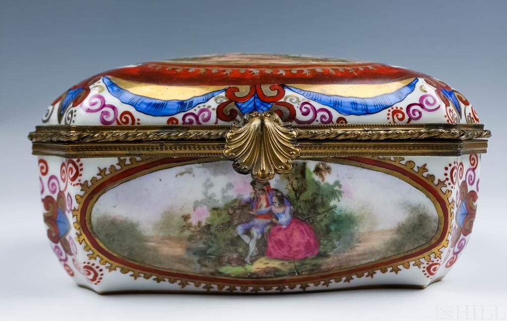 Antique Dresden H/P Porcelain Casket Jewelry Box (1 of 5)