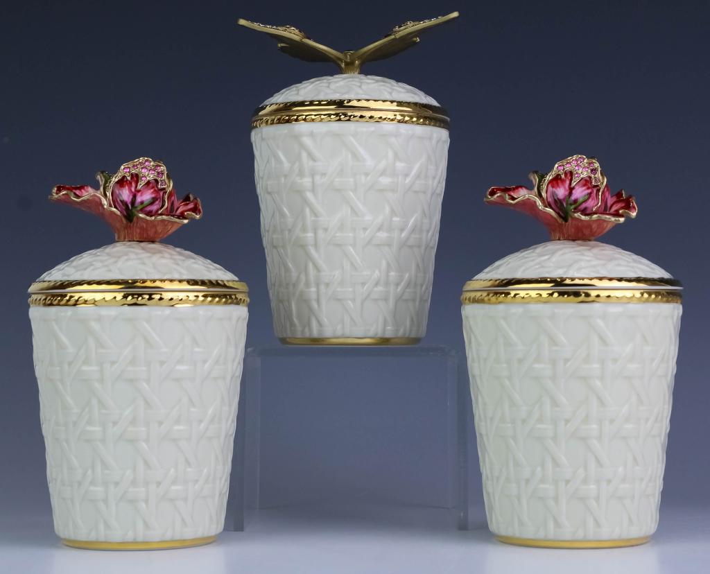 LOT 3 Jay Strongwater Porcelain Scented Candles (1 of 5)