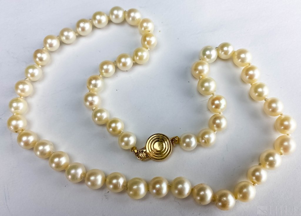 Ladies Saltwater Cultured Akoya Pearl 14k Necklace (1 of 3)