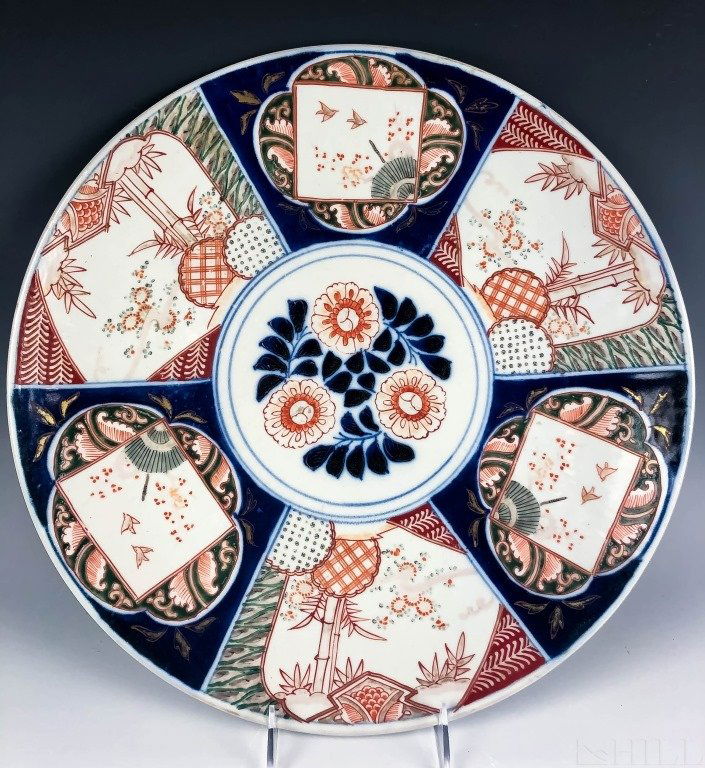 Monumental Chinese Export Imari Porcelain Charger (1 of 4)