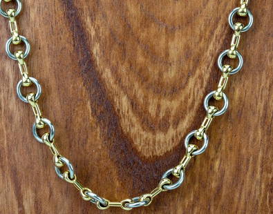 Cartier 18k White & Yellow Gold 28" Necklace 65g: Guaranteed Authentic Vintage two tone 18k gold French Cartier necklace. Features a series of white and yellow gold links measuring 9.5mm wide. Weighs 65 grams. Marked Cartier 750 946605. Good