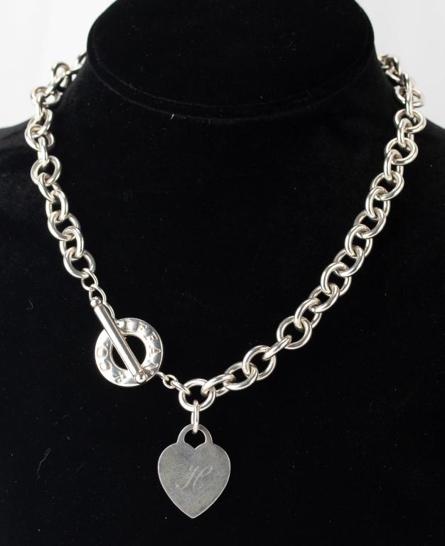 Tiffany & Co Sterling Silver Heart Toggle Necklace (1 of 4)