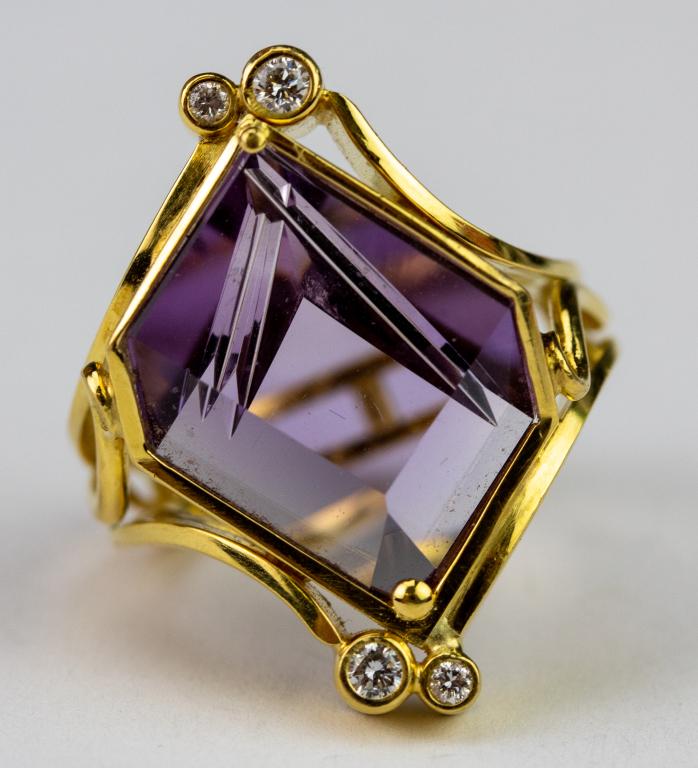 Modernist Artisan 18k Gold Diamond & Amethyst Ring (1 of 4)