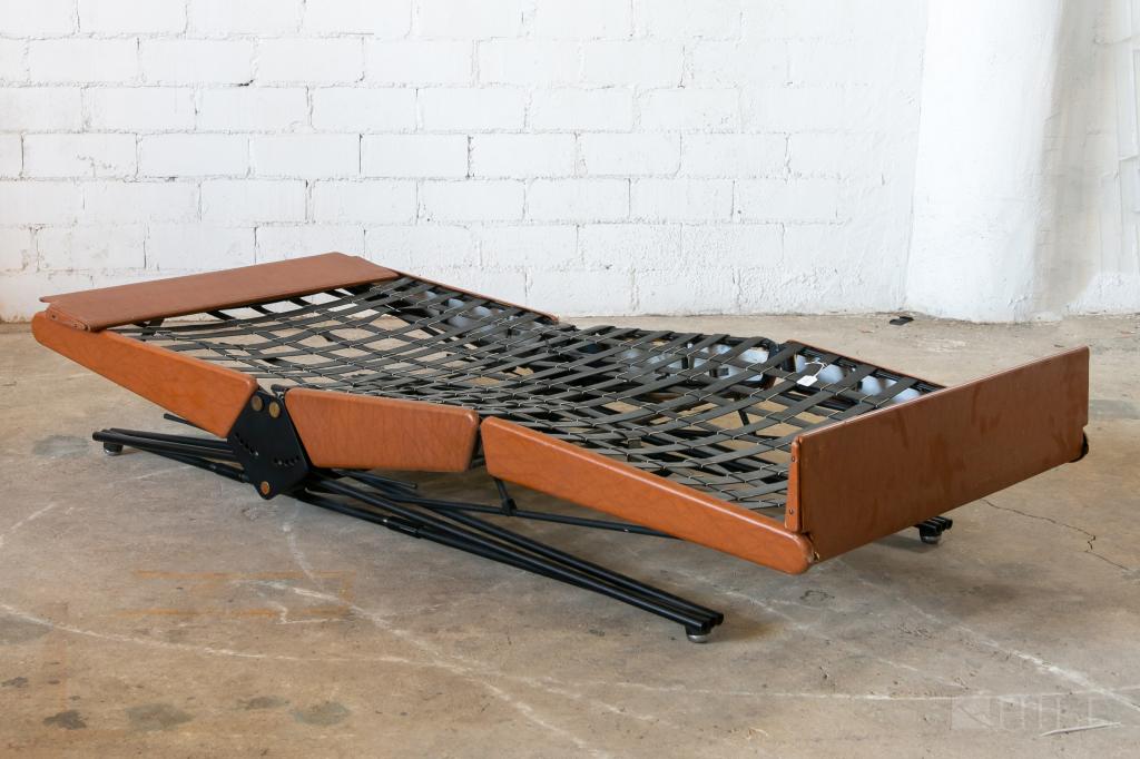 Osvaldo Borsani L77 Tecno Milano Daybed Chaise MCM (1 of 5)