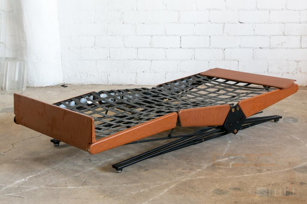 Osvaldo Borsani L77 Tecno Milano Daybed Chaise MCM (1 of 5)