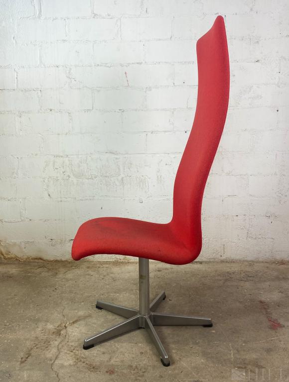 Modern Red Oxford Chair Arne Jacobsen Fritz Hansen (1 of 6)