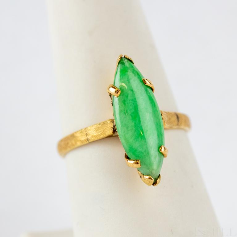 VTG Chinese HK Export 14k Gold Green Jade Ring (1 of 5)