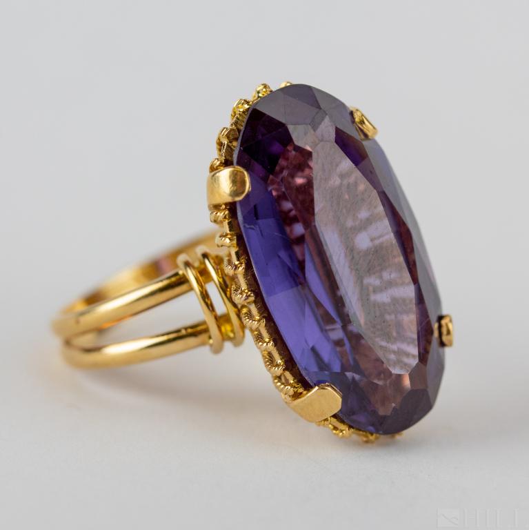 Ladies Vintage Alexandrite 18k Gold Ring Size 9 (1 of 5)
