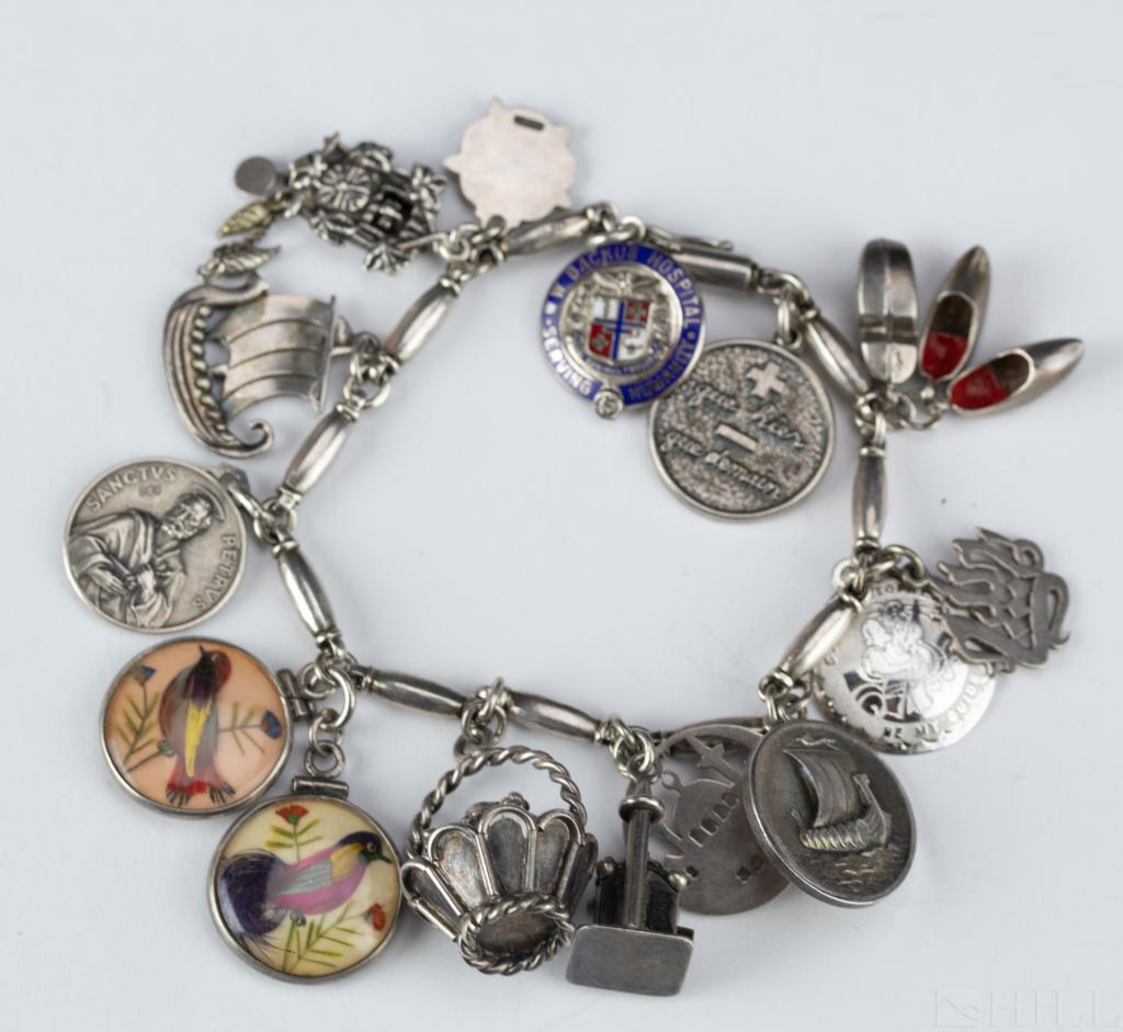 VTG Norwegian Sterling Silver 15 Charm Bracelet (1 of 4)